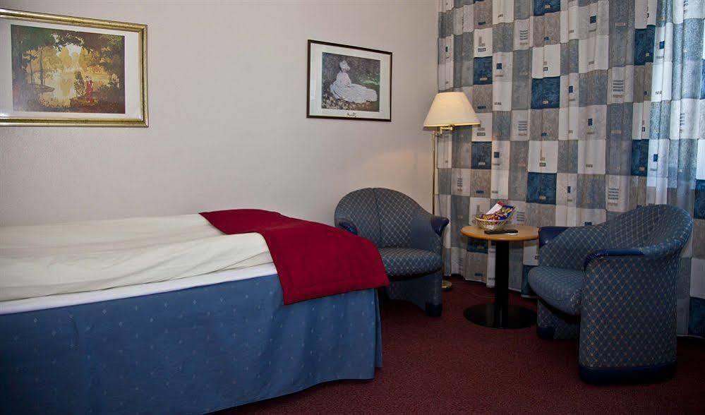 Karlskoga Hotell & Konferens Екстериор снимка
